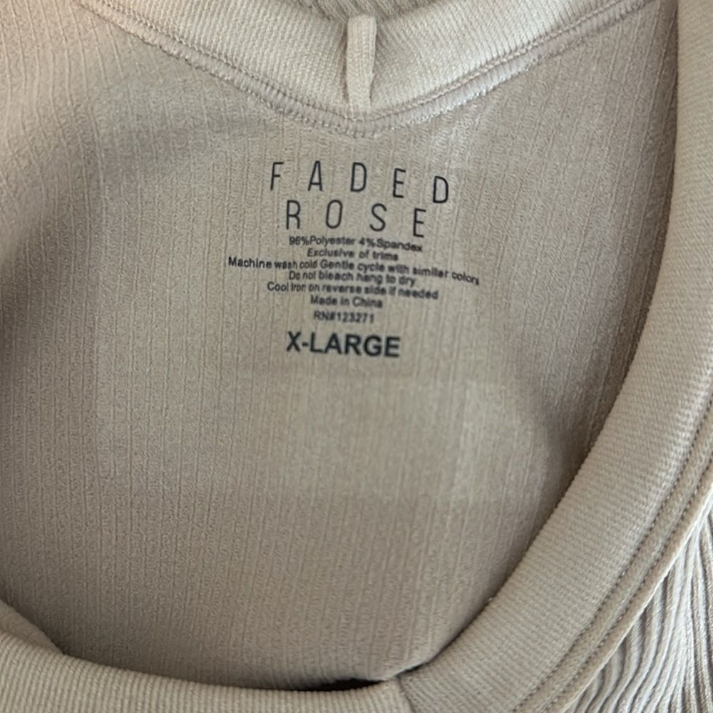 NWT Faded rose corduroy tank size XL - Picture 2 of 2